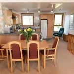 Bridge 16, Within Walking Distance Of Town Centre, Strictly No Pets * Keswick (Cumbria)